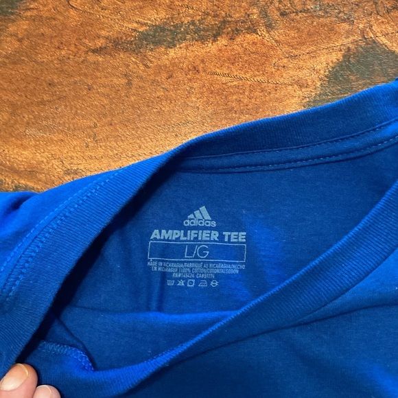 Adidas Amplifier Tee Size Large - Picture 2 of 3